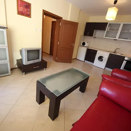 Apartment Menada Amadeus 3 *
