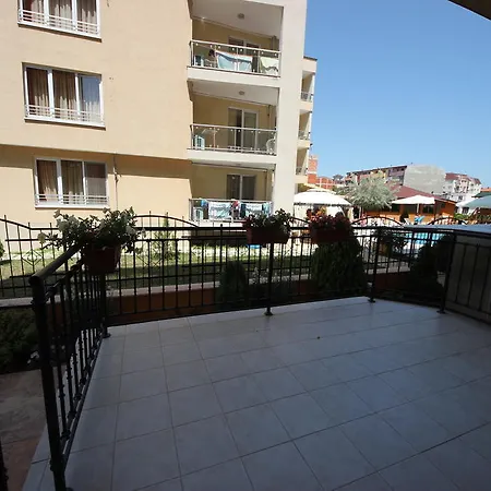 Apartment Menada Amadeus 3